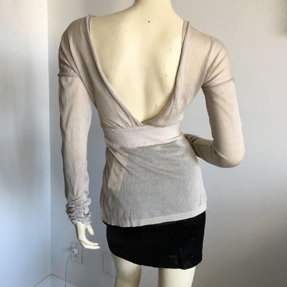 Nwt Gianfranco Ferre deep plunge peplum knit top - Picture 5 of 8